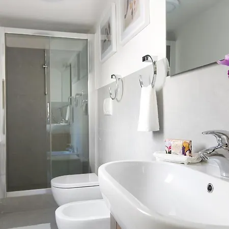 Panoramic Flat Near The Arno River Apartment Florence